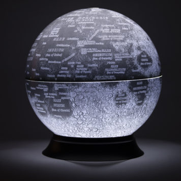 83522 Nat Geo Moon Globe Illuminated 83522 Nat Geo Moon Globe Illuminated