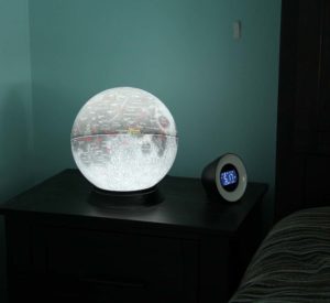 83522- National Geographic Illuminated Moon