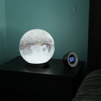83522- National Geographic Illuminated Moon 83522- National Geographic Illuminated Moon