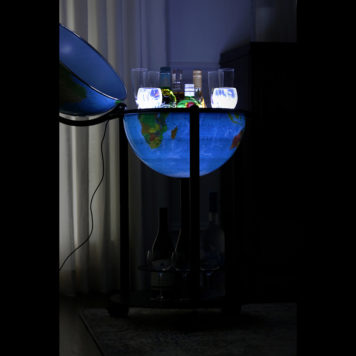 87808 Bar globe blue illuminated open top glass 87808 Bar globe blue illuminated open top glass